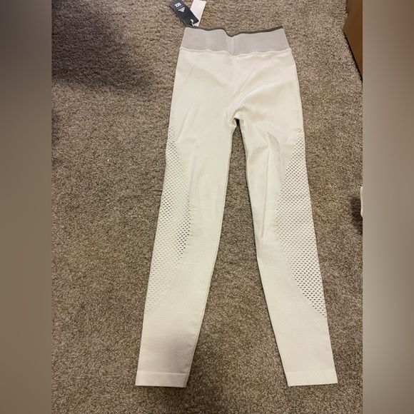 IVY PARK x ADIDAS Cream Tights Size & Matching Cropped Hoodie